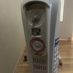 デロンギ（オイルヒーター）の画像