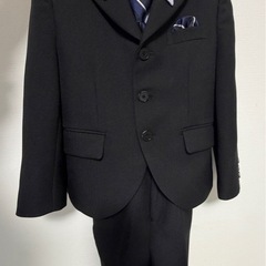 110cm  スーツ　入学式の画像