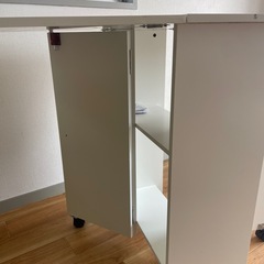 折りたたみテーブル　ほぼ新品の画像