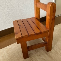 椅子　子供用の画像
