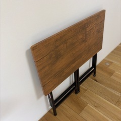 折りたたみスリムデスクの画像