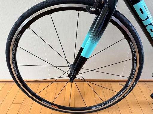Bianchi 二ローネ7 ZONDAホイール