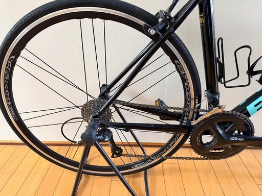 Bianchi 二ローネ7 ZONDAホイール