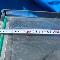 蓋付き90センチ規格ガラス製水槽と水槽台 セットです。の画像