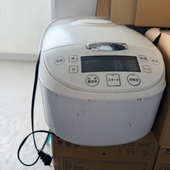炊飯器の画像