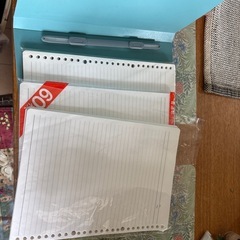 B5 ノートとルーズリーフの画像