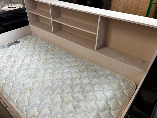 シングルベッド 収納付き