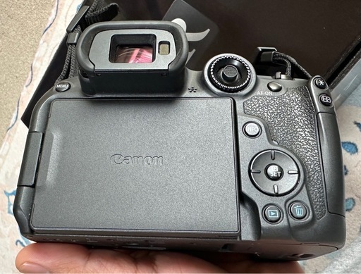 Canon eos R7  (最後値下げ)