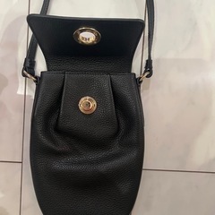 コールハンスマホケースの画像