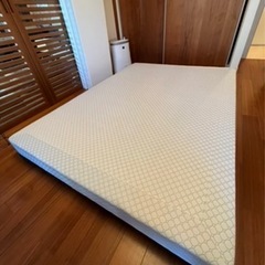 Arflexのダブルサイズ
ベッドフレームとベッドベース/ボトムセットの画像