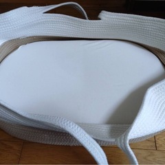 ベビーベッドの画像