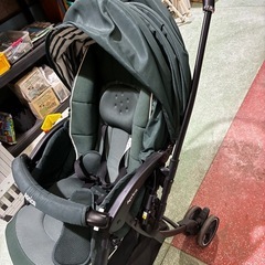 Aprica ベビーカーの画像