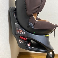 チャイルドシート(新生児〜)の画像