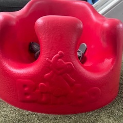 Bumbo  バンボ 赤の画像