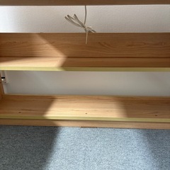 高さ調整可能な学習机の画像