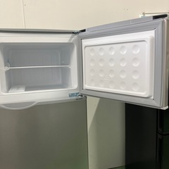 SHARP 2ドア冷蔵庫の画像