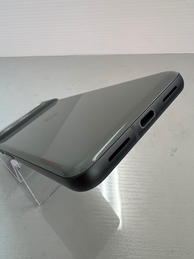 美品　Pixel 8 128GB ヘーゼル　 SIMフリー