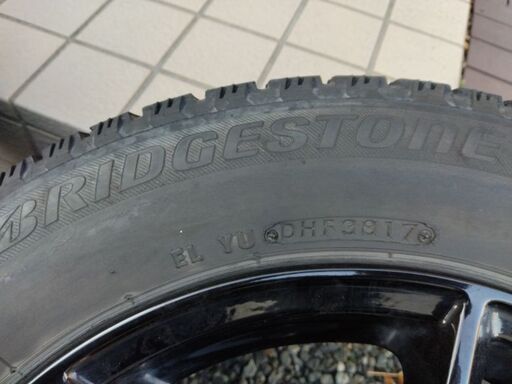 175/65R15スタッドレスタイヤアルミホイール4本セット