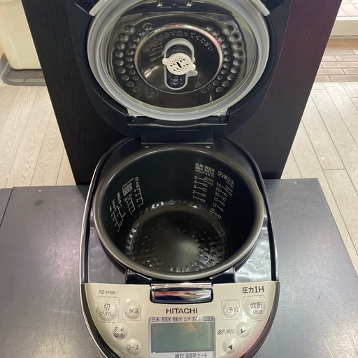 【ご来店限定】＊ HITACHI 5.5合炊き 炊飯器　2022年製＊0319-1 ご来店限定】＊ HITACHI 5.5合炊き 炊飯器 2022年製＊0319-1