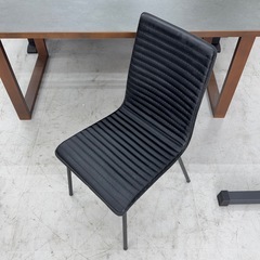 【美品‼️】ニトリ ダイニングチェア 食卓椅子 イス 合成皮革 ブラック♪の画像