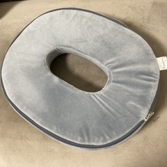 円座クッション　グレーの画像