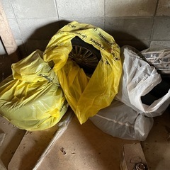 古タイヤの画像