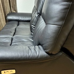 電動リクライニングソファーの画像