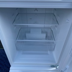 23年製　アクア　135L 冷蔵庫の画像