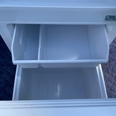 23年製　アクア　135L 冷蔵庫の画像