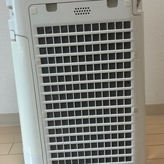 シャープ（SHARP）加湿空気清浄機　KC-G50の画像