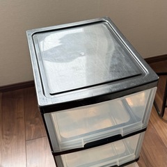 収納ケース差し上げます
33✖️40(奥行)高さ64,5の画像