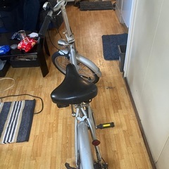 折りたたみ自転車の画像