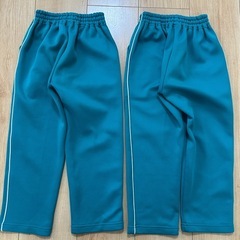 きたかしわ幼稚園　体操服長袖上下2着　120の画像