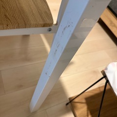 ダイニングテーブル椅子6個付きの画像