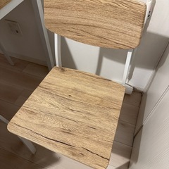 ダイニングテーブル椅子6個付きの画像