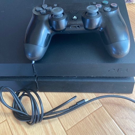 今日だけの投稿になるので最終値下げ?初期化済ꕤ︎︎·͜·
ps4⋆͛?⋆͛