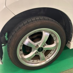 ブリヂストン　タイヤ 4本セット　ホイル付きの画像