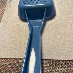 決まりました。猫ちゃんトイレ用具と、ペットケージ用水やり器ですの画像