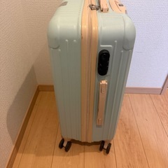 キャリーケースの画像