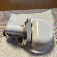 決まりました。猫ちゃんトイレ用具と、ペットケージ用水やり器ですの画像