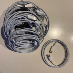 ライトブルー ライトニング充電ケーブルの画像