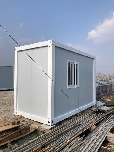 2×4mプレハブ　福岡市内展示物あり