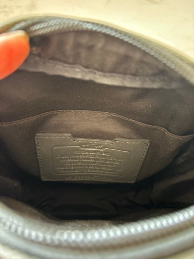 COACH ショルダーバッグ　グレー×ブラック　クロスバック　レザー　シグネチャー