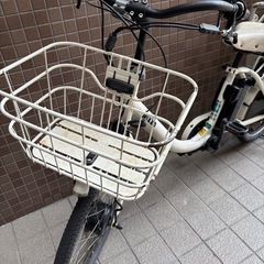 bikke 電動アシスト自転車　チャイルドシート付の画像