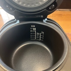 炊飯器の画像