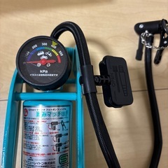 自転車空気入れの画像