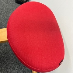 取引中　バランスチェア　姿勢が良くなるイス　勉強机用椅子の画像