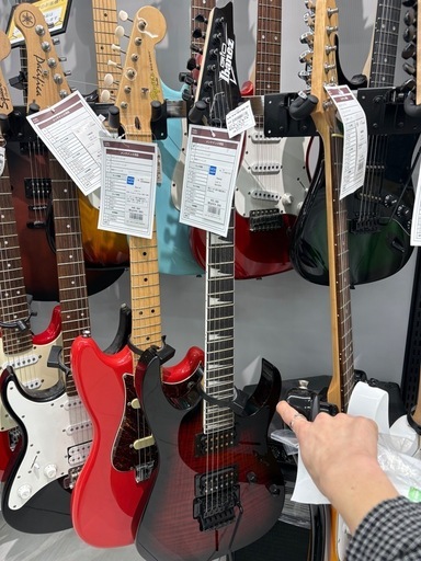 Ibanez エレキギター GRG320FA 順反り有動作確認済み 本体のみ