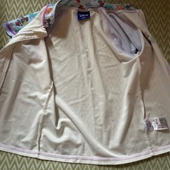 ディズニーラッシュガード110の画像