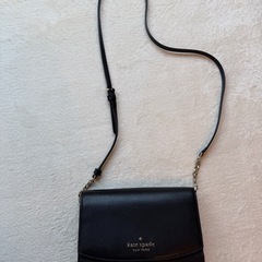 kate spade ケイトスペード 黒 サフィアノ ミニ ショルダーの画像